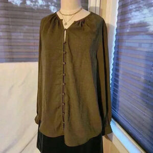 Nine west blouse, olive green Ladies Size Large Button Front Balloon Sleeve NWT